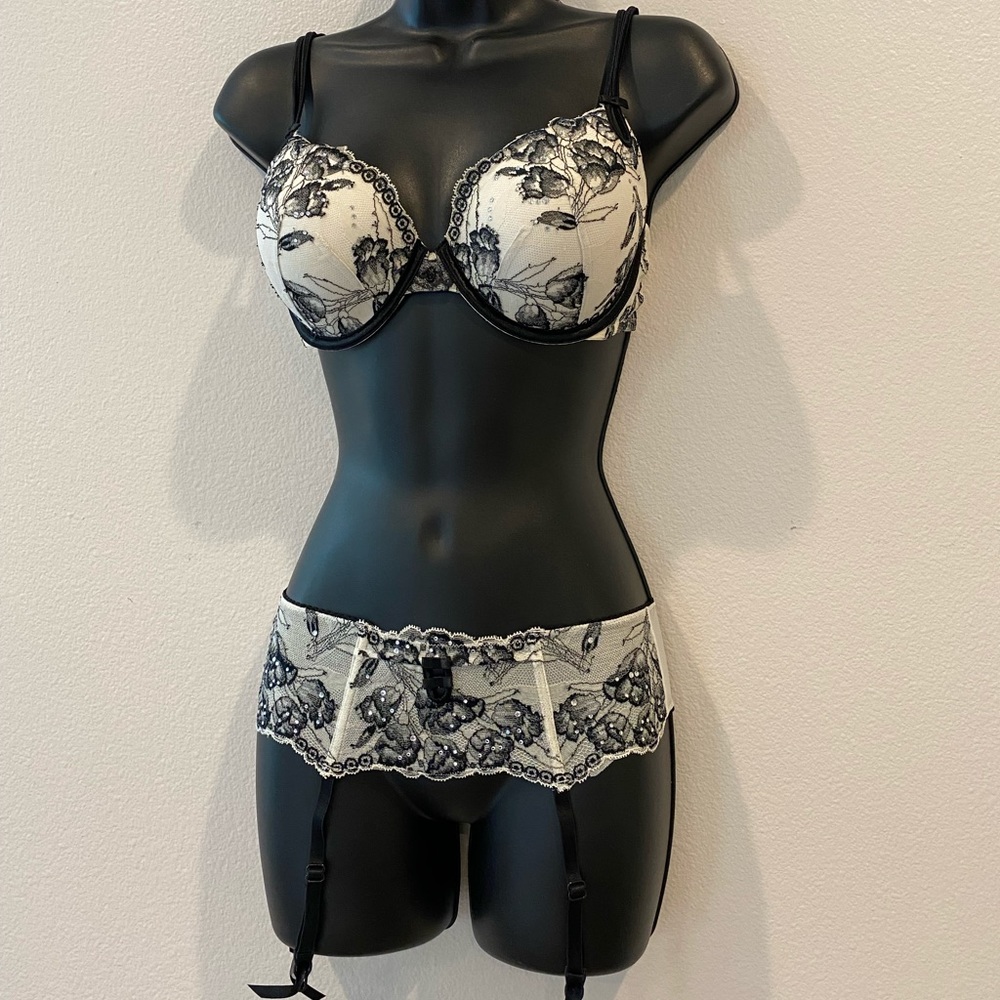 Victoria Secret Pretty Little Thing